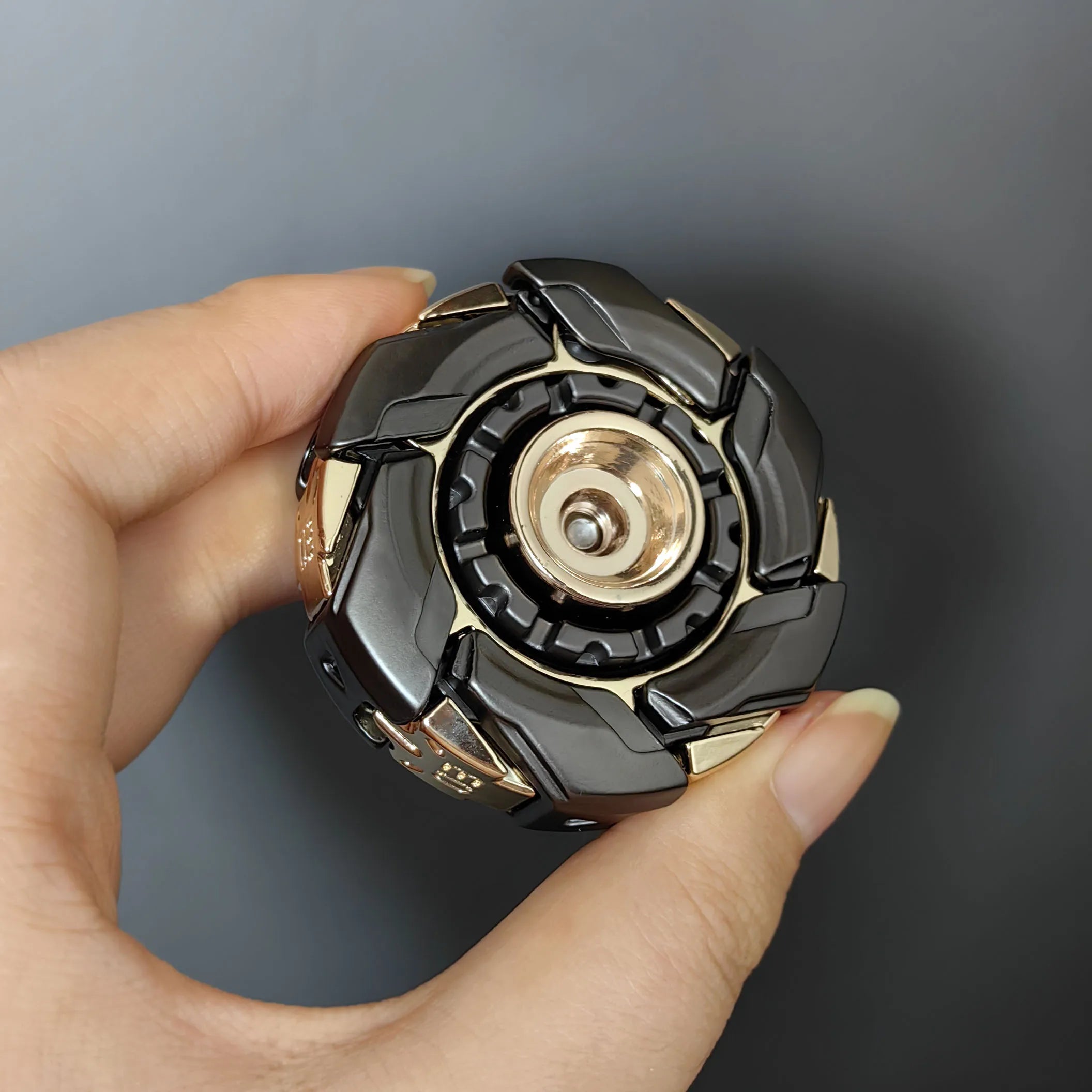 Fidget Slider Armor – Spinner de Metal con Apertura Mecánica
