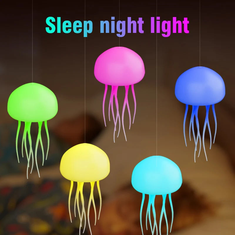 Lámpara de Medusa LED con Control por Voz – Luz de Noche Giratoria y RGB