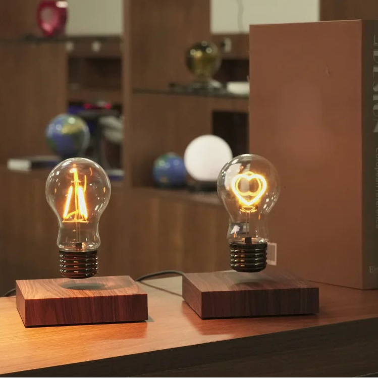 Lámpara de Bombilla LED Flotante con Levitación Magnética HCNT