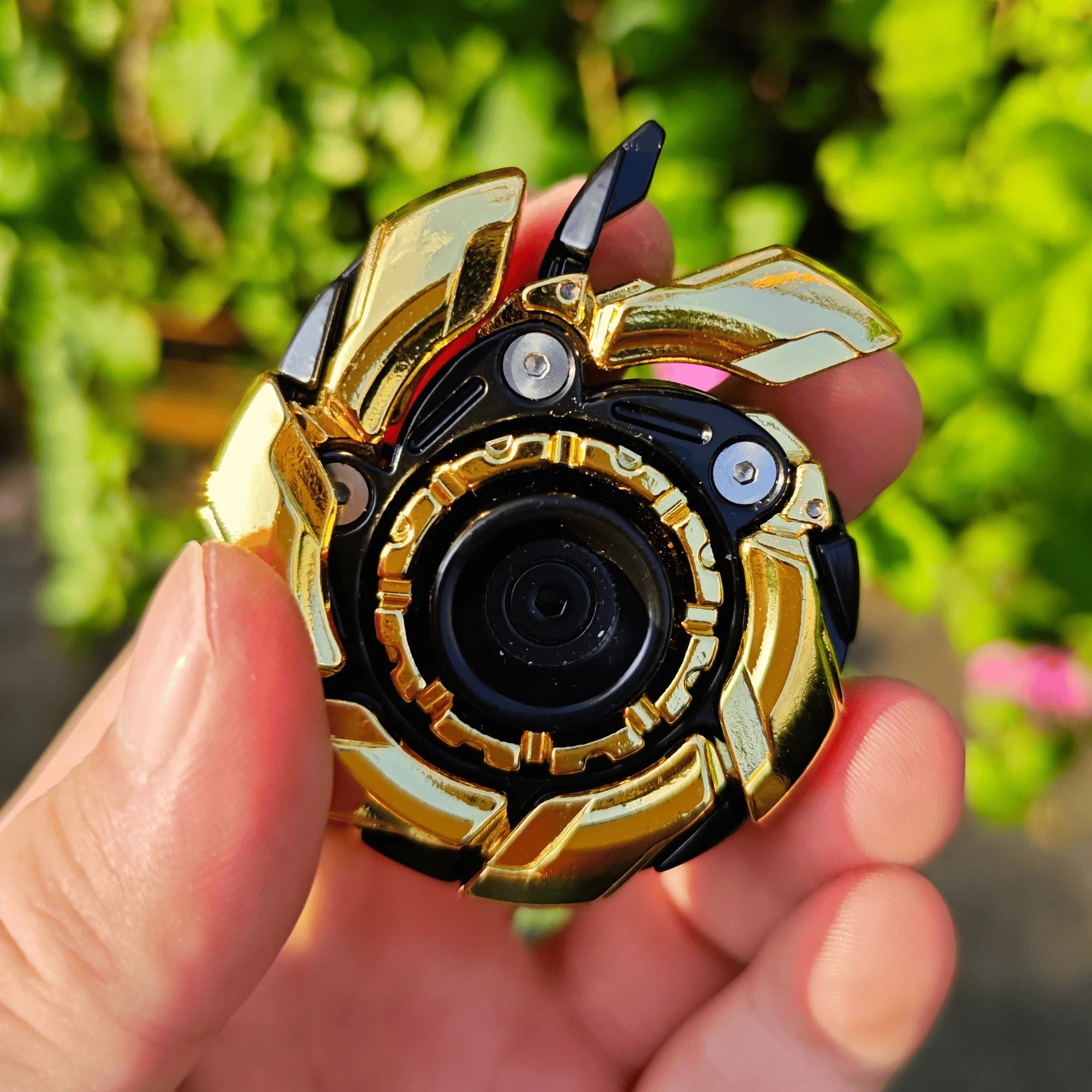 Fidget Slider Armor – Spinner de Metal con Apertura Mecánica