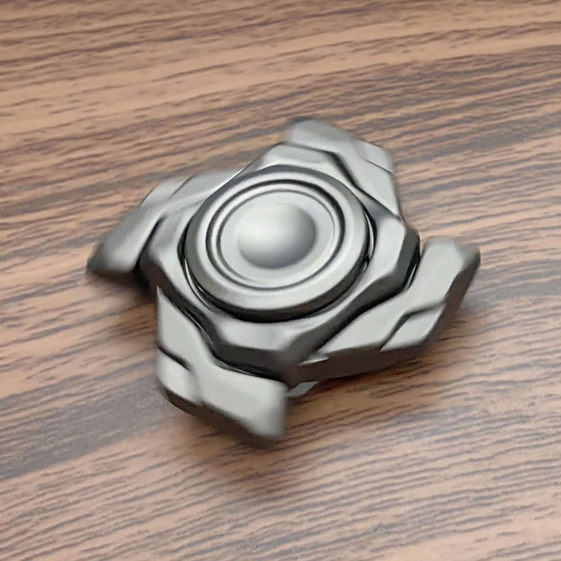 Fidget Slider MINI Armor – Spinner Táctico de Metal con Apertura Mecánica